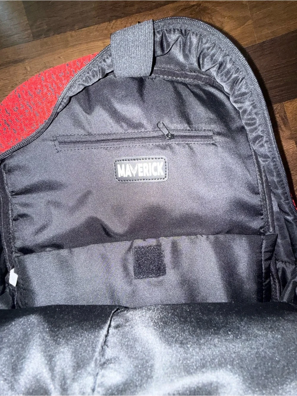 Maverick nwot logan